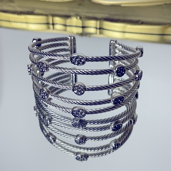 Metal Cuff Bracelet with Faux Diamond Clusters - Picture 2 of 4